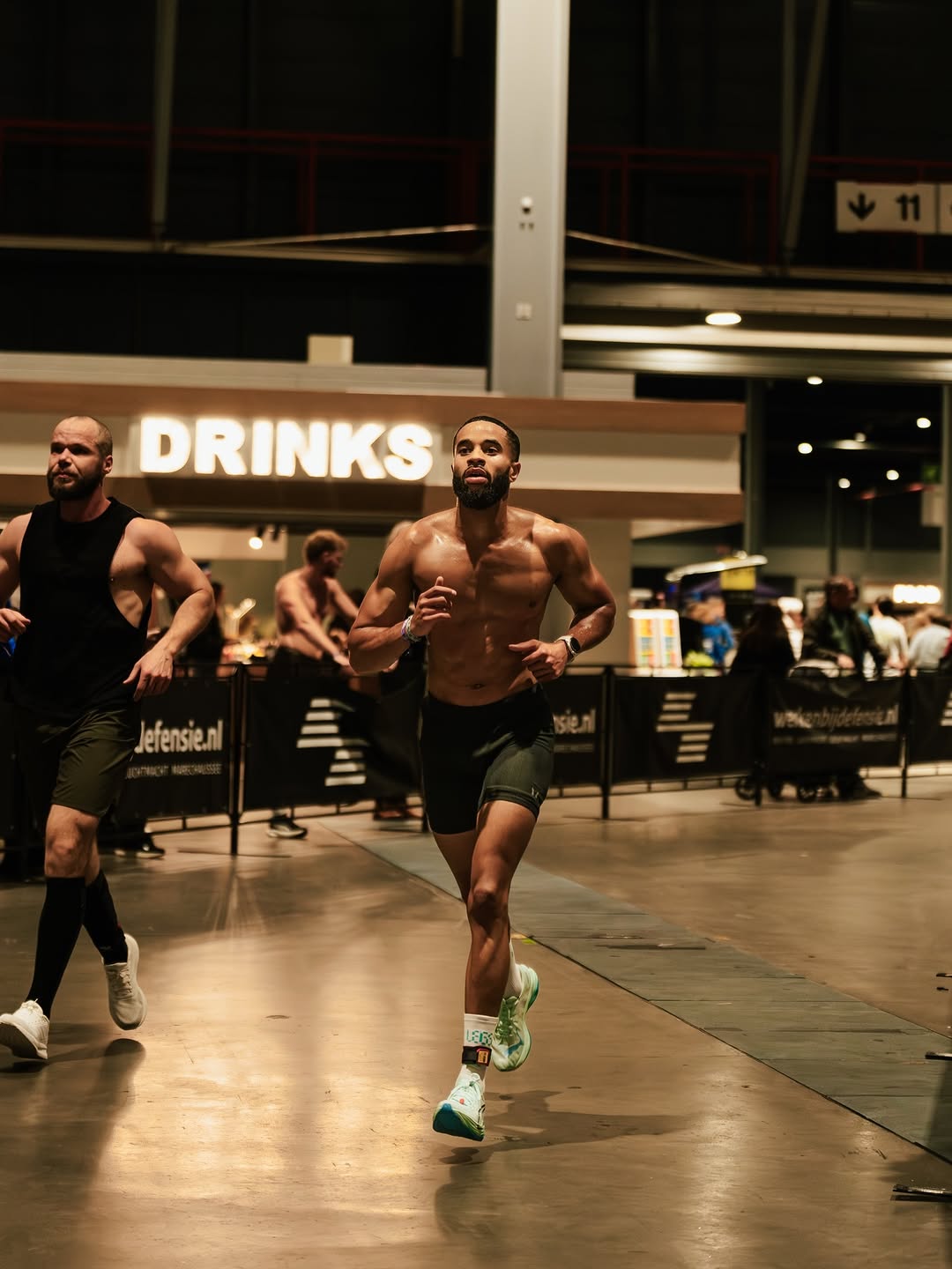 Calvin do Rosario personal trainer tijdens HYROX wedstrijd in Rotterdam